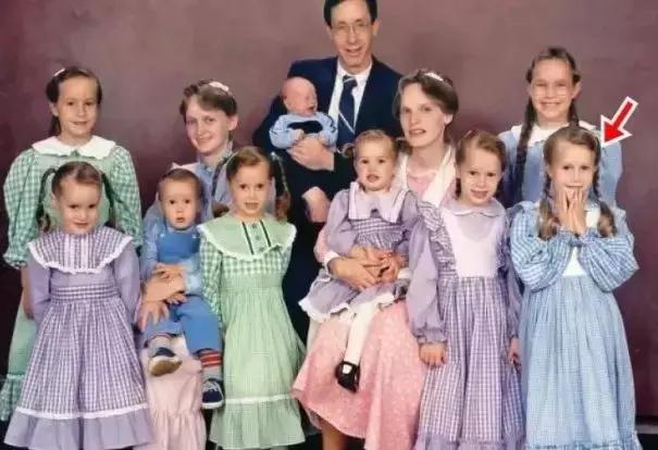 拥有79名妻子、60名子女,性侵亲生女儿......这个男人活在自己的“天堂”里,却是别人的地狱