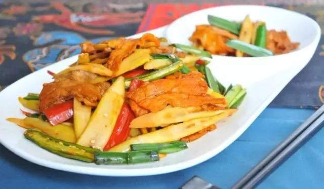 云南特色菜有哪些菜名,云南菜名