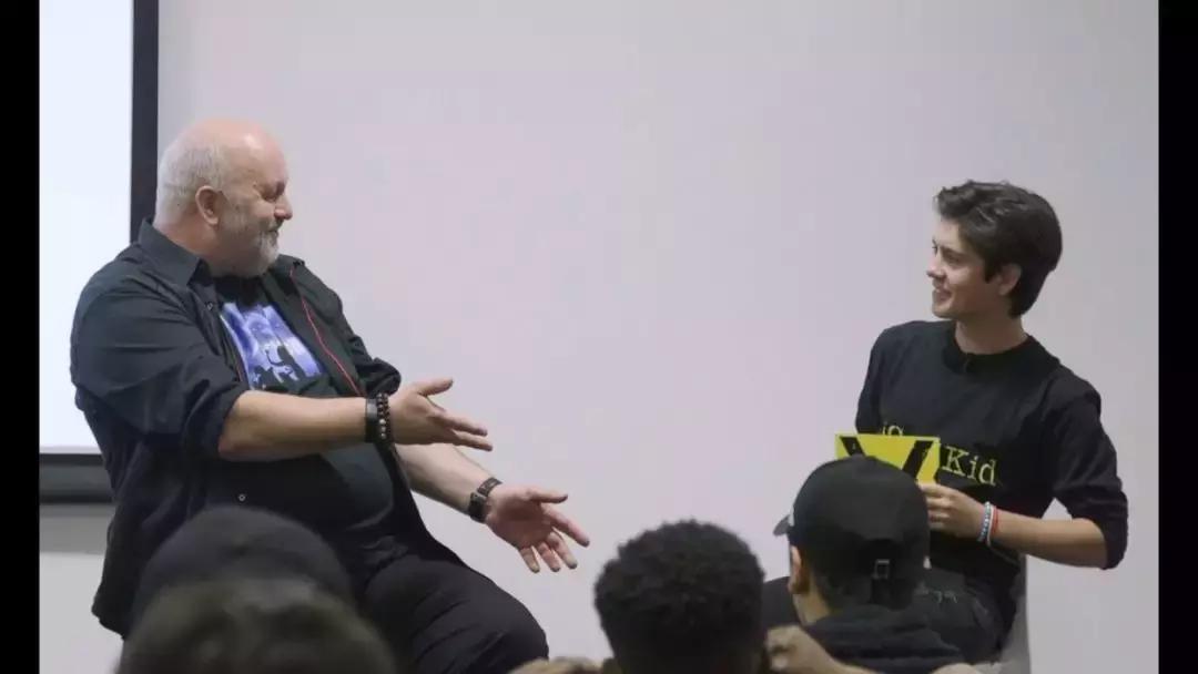 英国年轻霸道总裁,英国的开挂人生