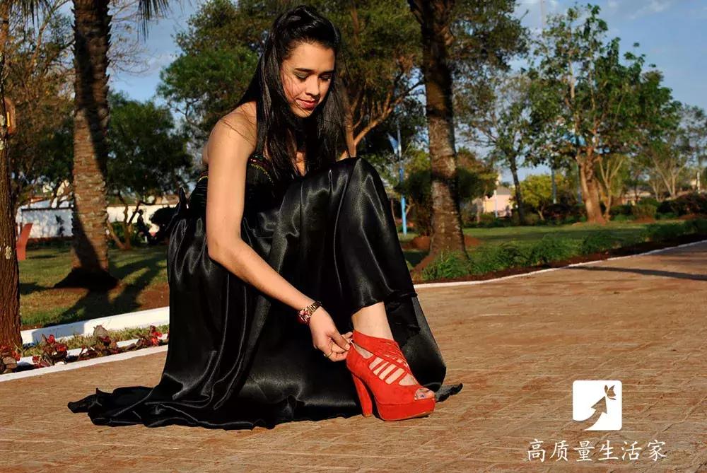 买了20年鞋,才知道鞋盒里的那层白布这么重要,以前太浪费了!