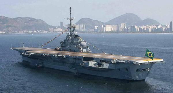 掺着*霜砒**的蜜糖，看似物美价廉，实则包藏祸心的低价军售计划