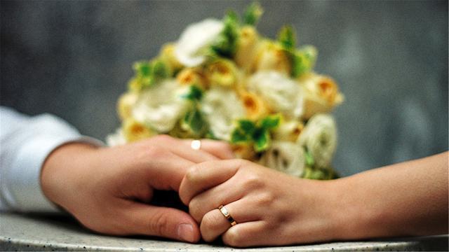 薄情的人三个表现,对你薄情的人不要把对方当朋友