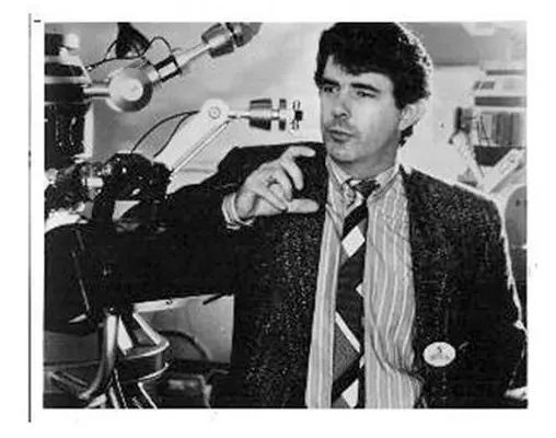 夺宝奇兵电影深度解析,跟夺宝奇兵一样的经典系列电影