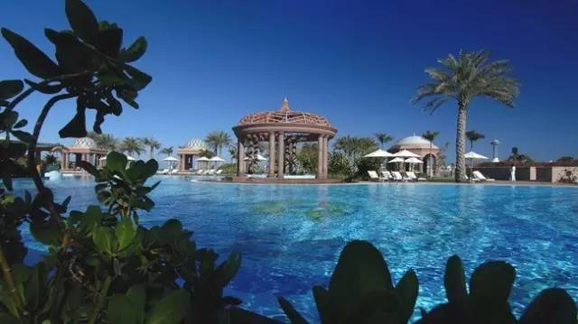 探秘全球唯一8级酒店,全球唯一的8星级酒店