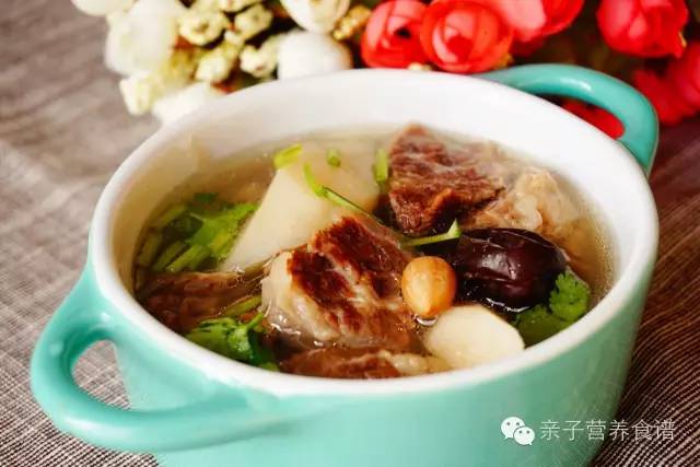 宝宝吃什么菜补锌补铁,宝宝贫血补铁还是补锌