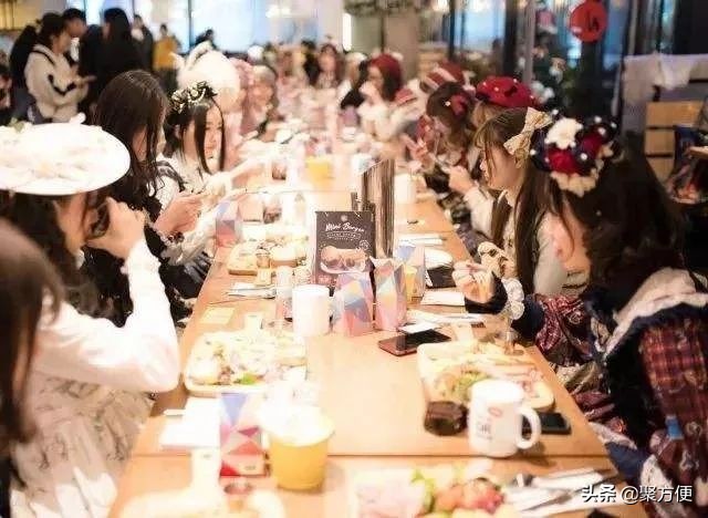 炒鞋暴富的案例,炒鞋赚钱月入百万