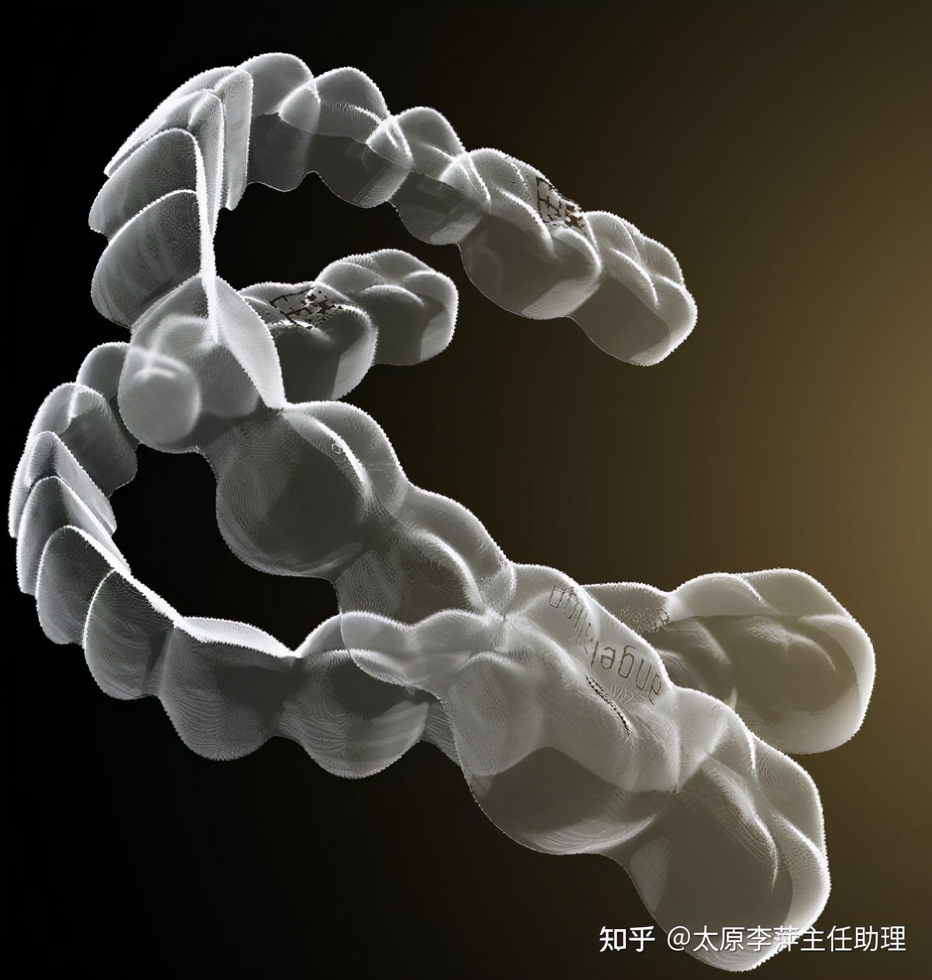 重度拥挤矫正牙齿适合隐形牙套吗,广州成人牙齿矫正推荐隐形牙套