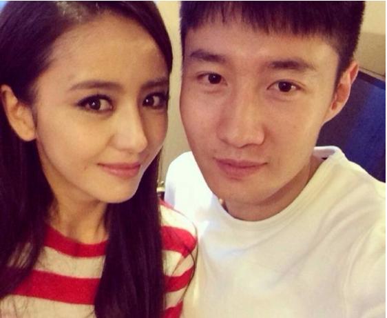 “一指禅”后,白百何频曝新恋情,上演“摸臀杀”的张爱朋去哪了