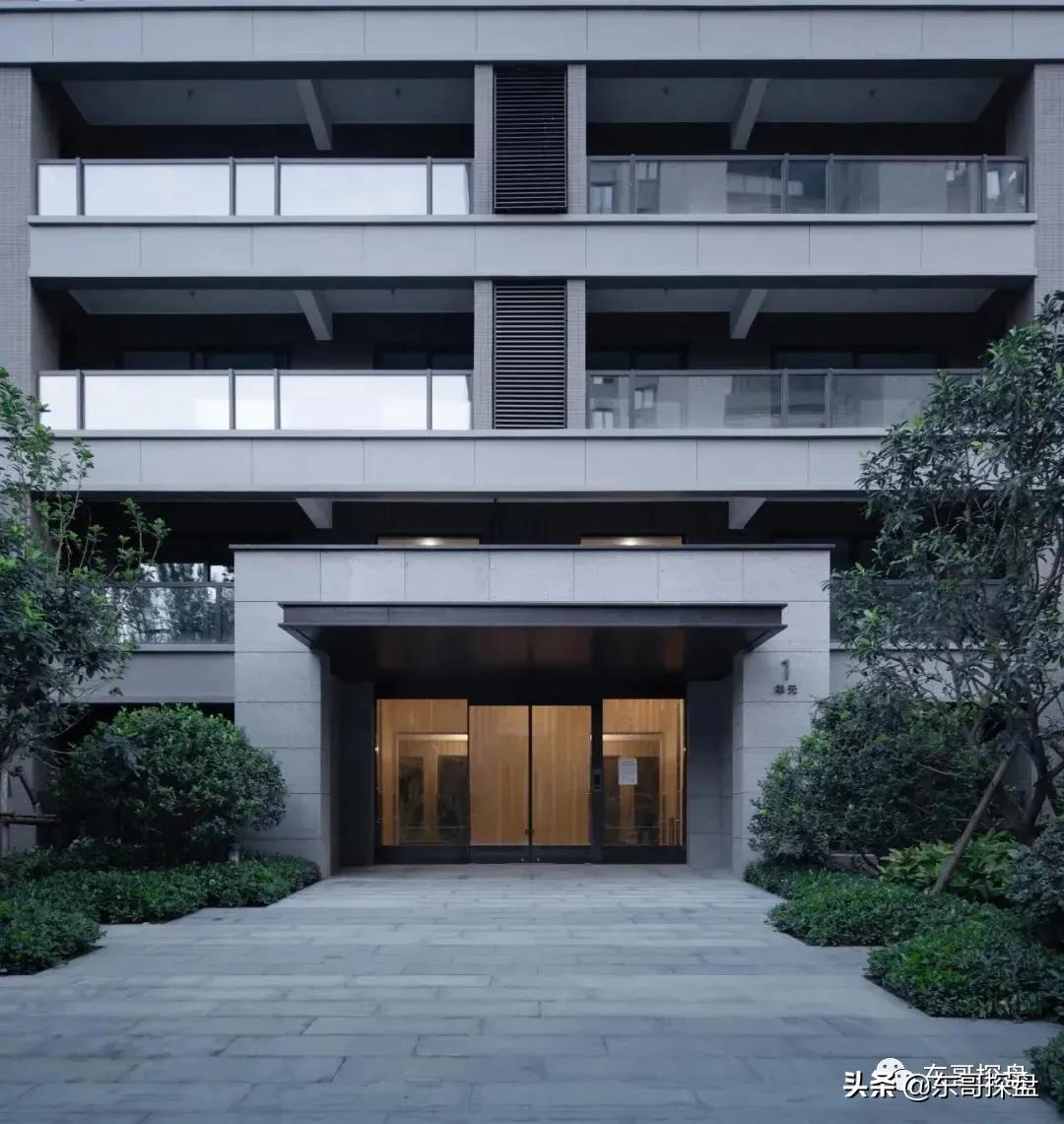 不输北龙湖顶豪,白沙已交付社区的NO.1到底长什么样?