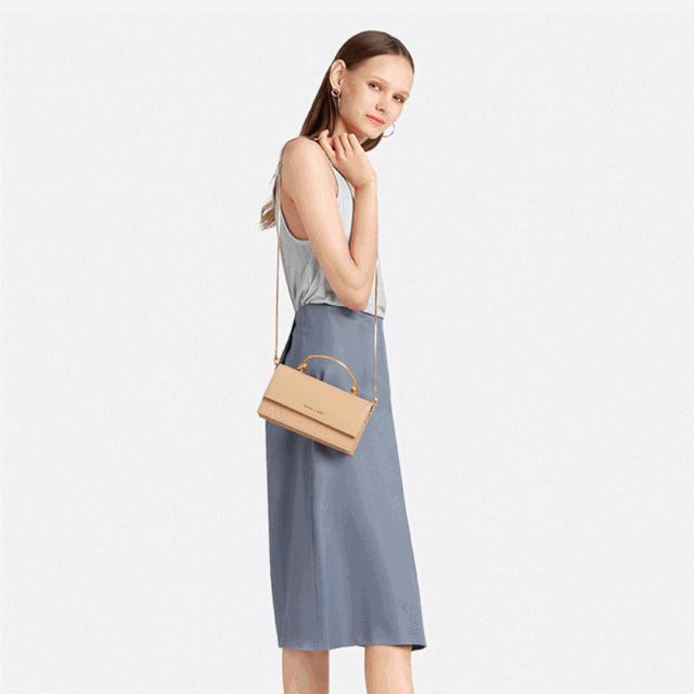 小ck精致女孩的必备,适合女生的ck