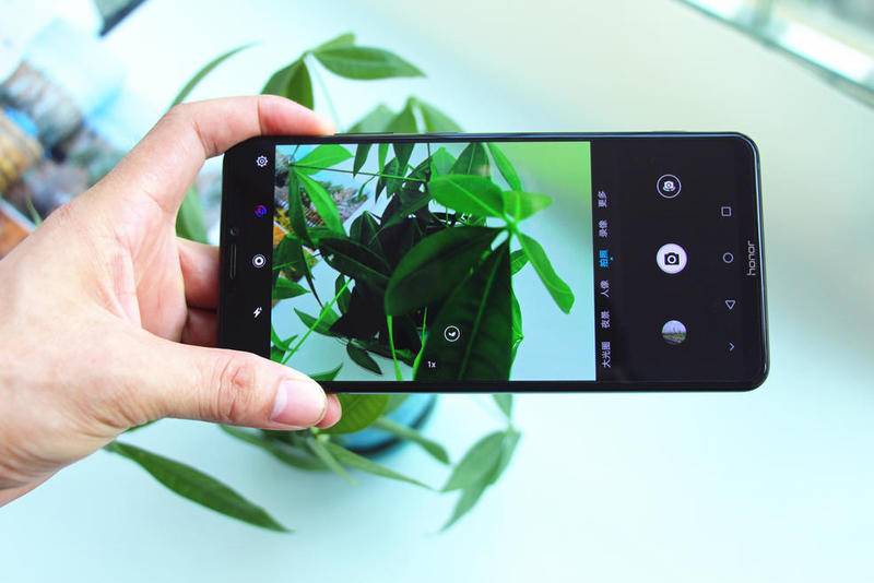 7寸大屏+128G+5000mAh,这款荣耀手机从3199跌倒1489,清仓