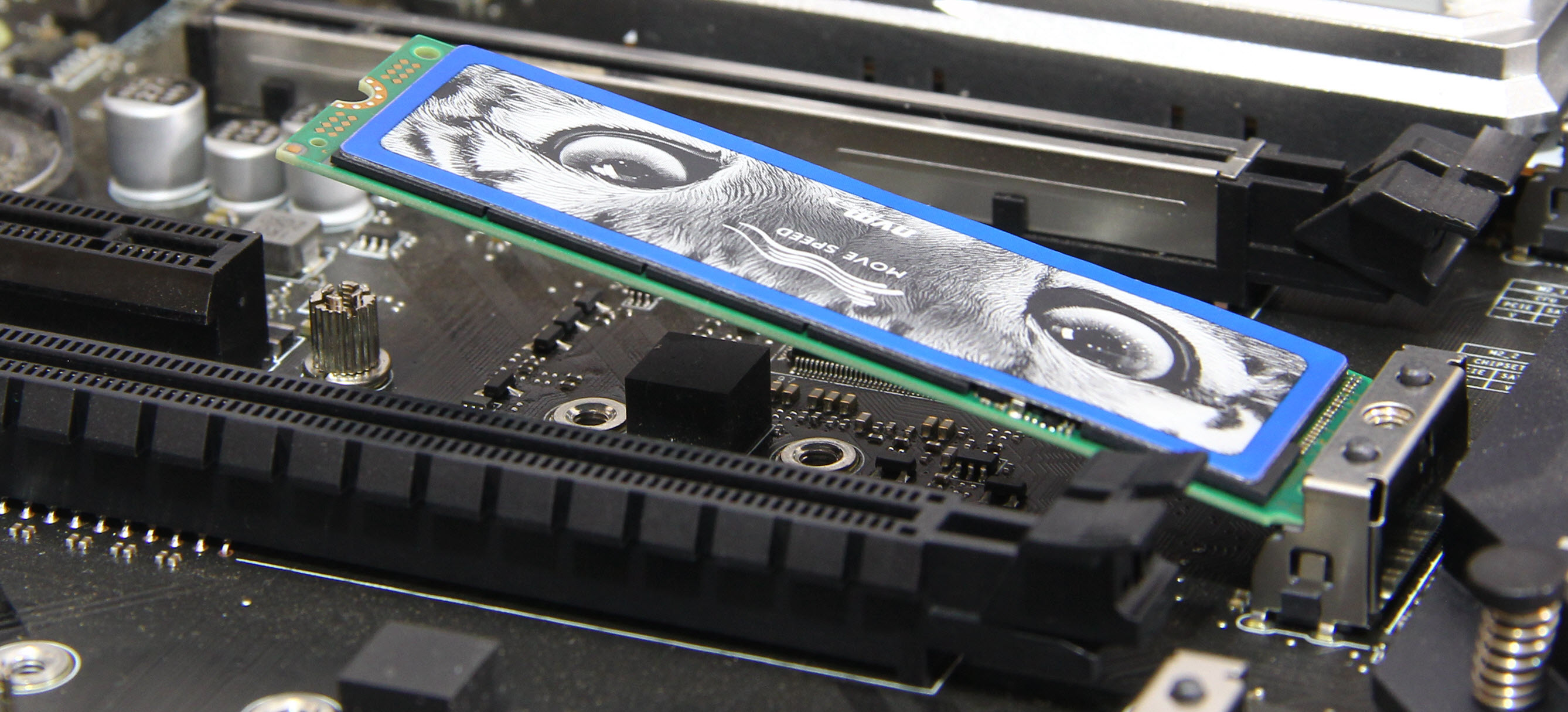 固态硬盘价格为何差别很大,固态硬盘价格怎么下降厉害