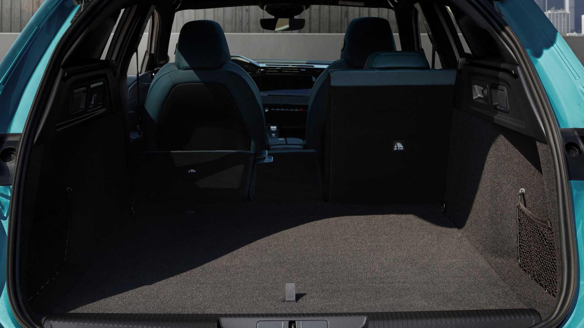 全新标致308SW实车被曝,标致新款308sw曝出