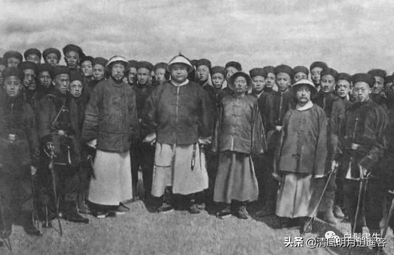 左宗棠收复新疆为何不留俘虏,左宗棠为何要收复新疆