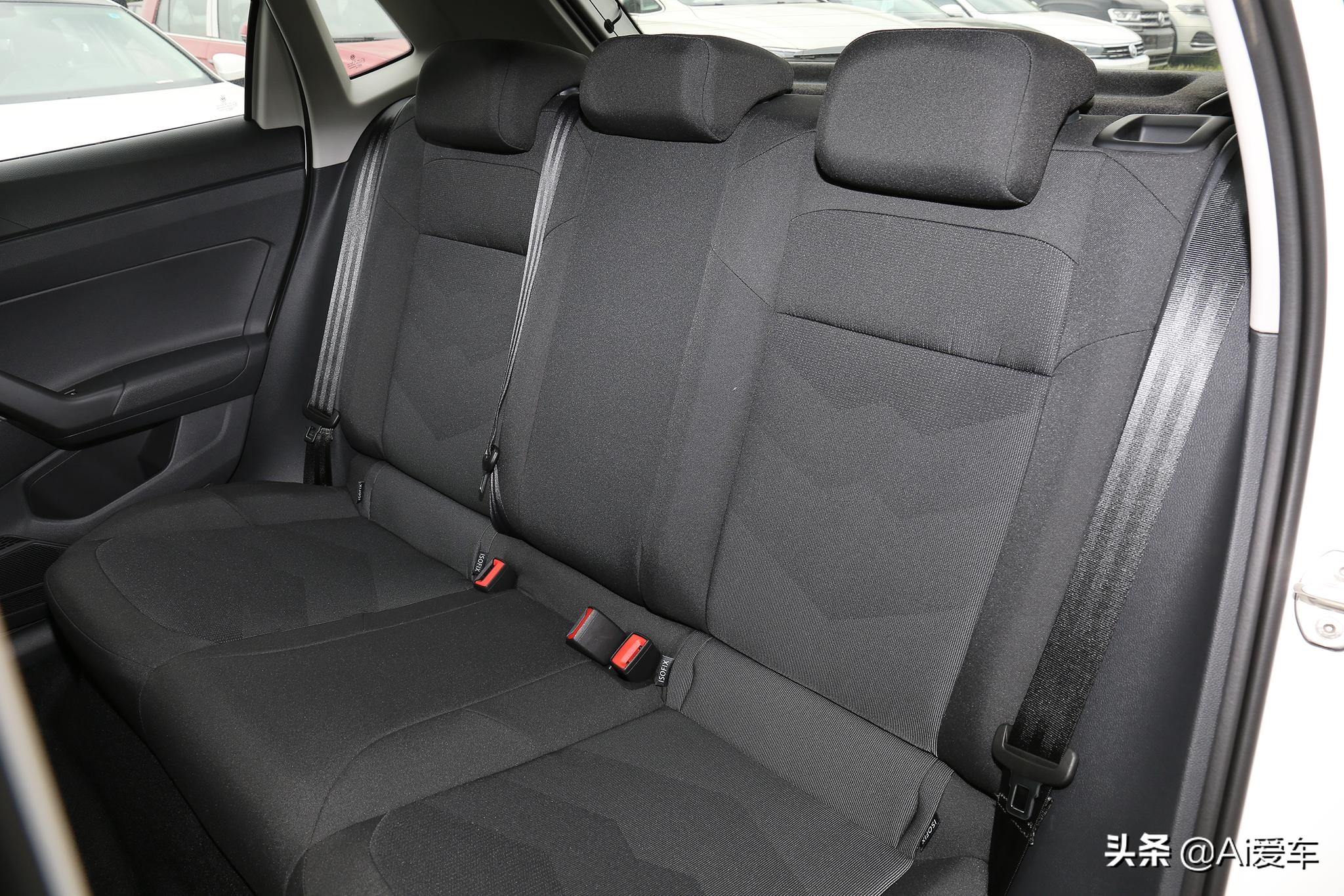 最新款大众polo值得买吗,省油代步车德系车