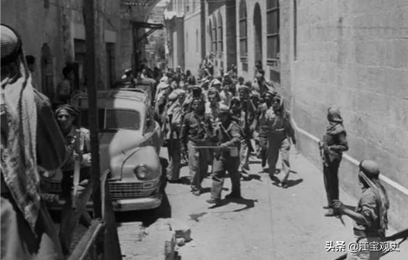 巴勒斯坦的英雄阿拉法特！14次访华，寻求总理给出建议想抱大腿？