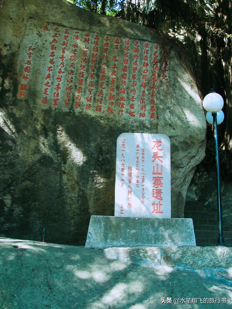 厦门有这样一个地方｜小和尚的邻居是大学生，古朴与摩登并存