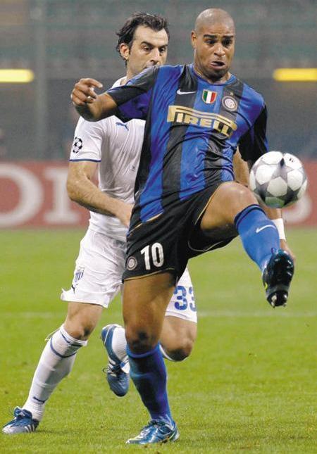 足坛中把球门踢破网的十大进球,足球界射门十大高光名场面