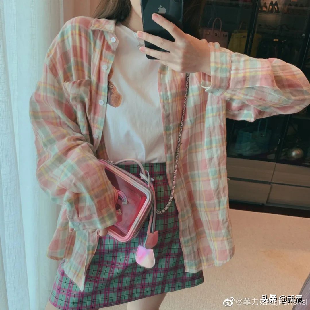 抄袭正牌总裁夫人的MiuMiu，张大奕最新暗戳戳挑衅的文案也太够了