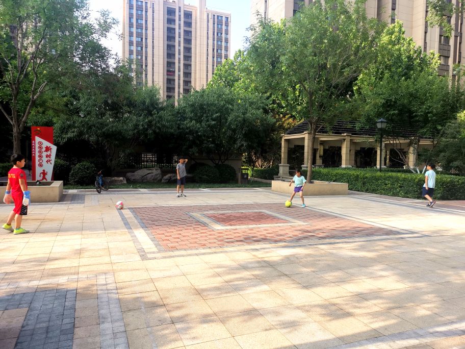 11岁男孩不愿意交朋友,小孩不愿意交朋友怎么办