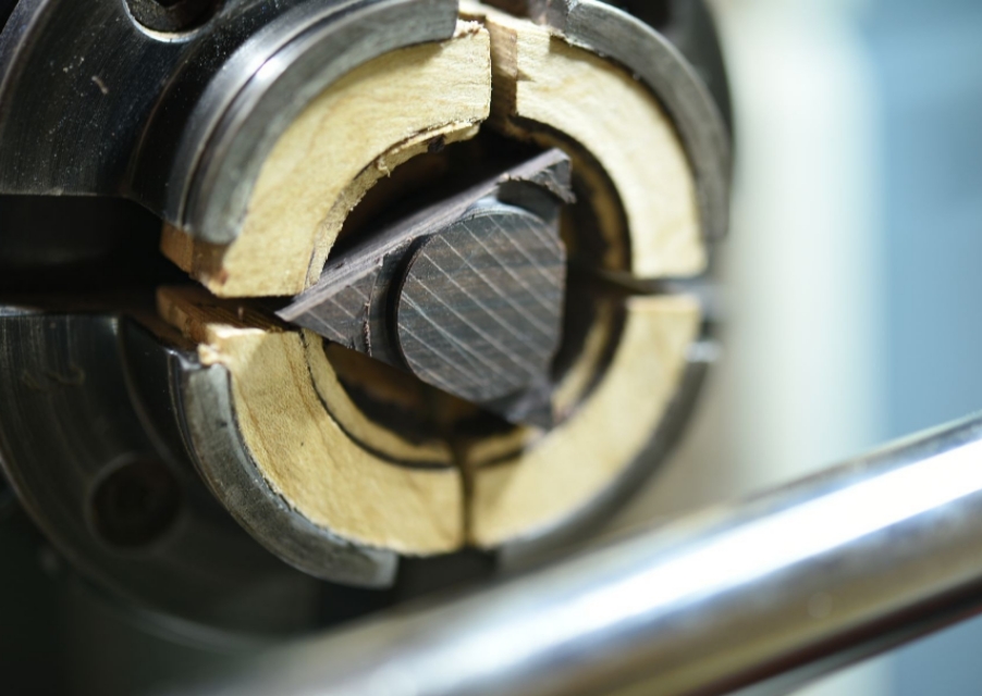 手工制作木质月牙吊坠,手工菱形吊坠的制作方法