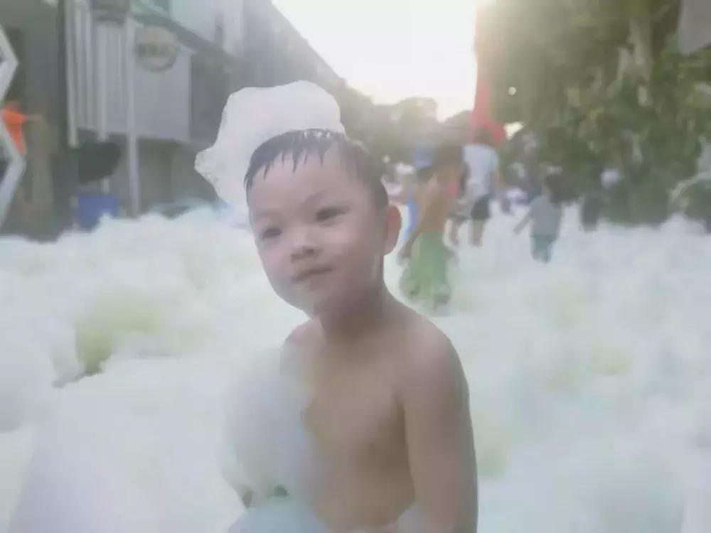 博远大型主题泡泡趴活动圆满完成