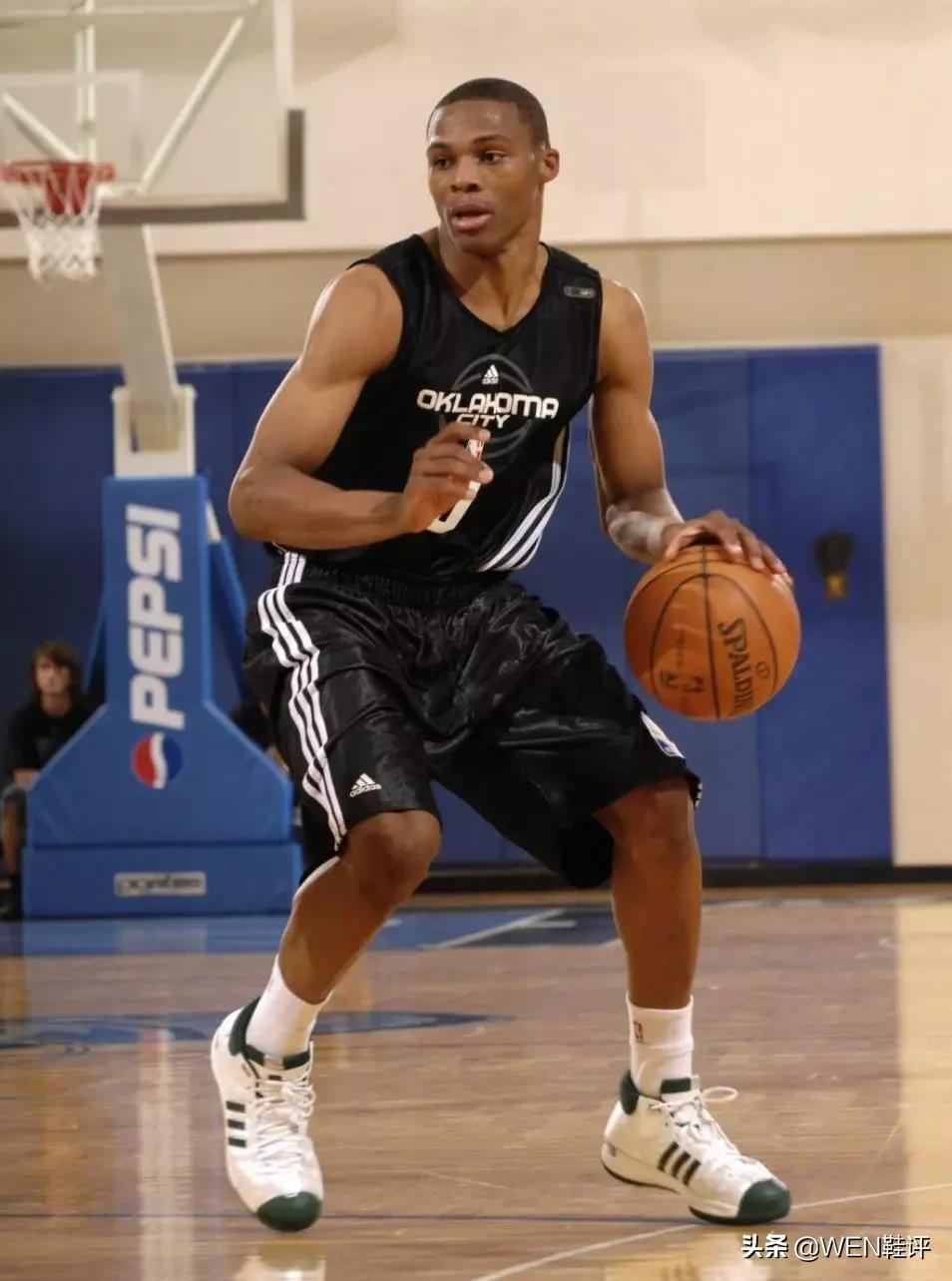 贝壳头正品和仿品哪个更耐穿,比较经典的贝壳头