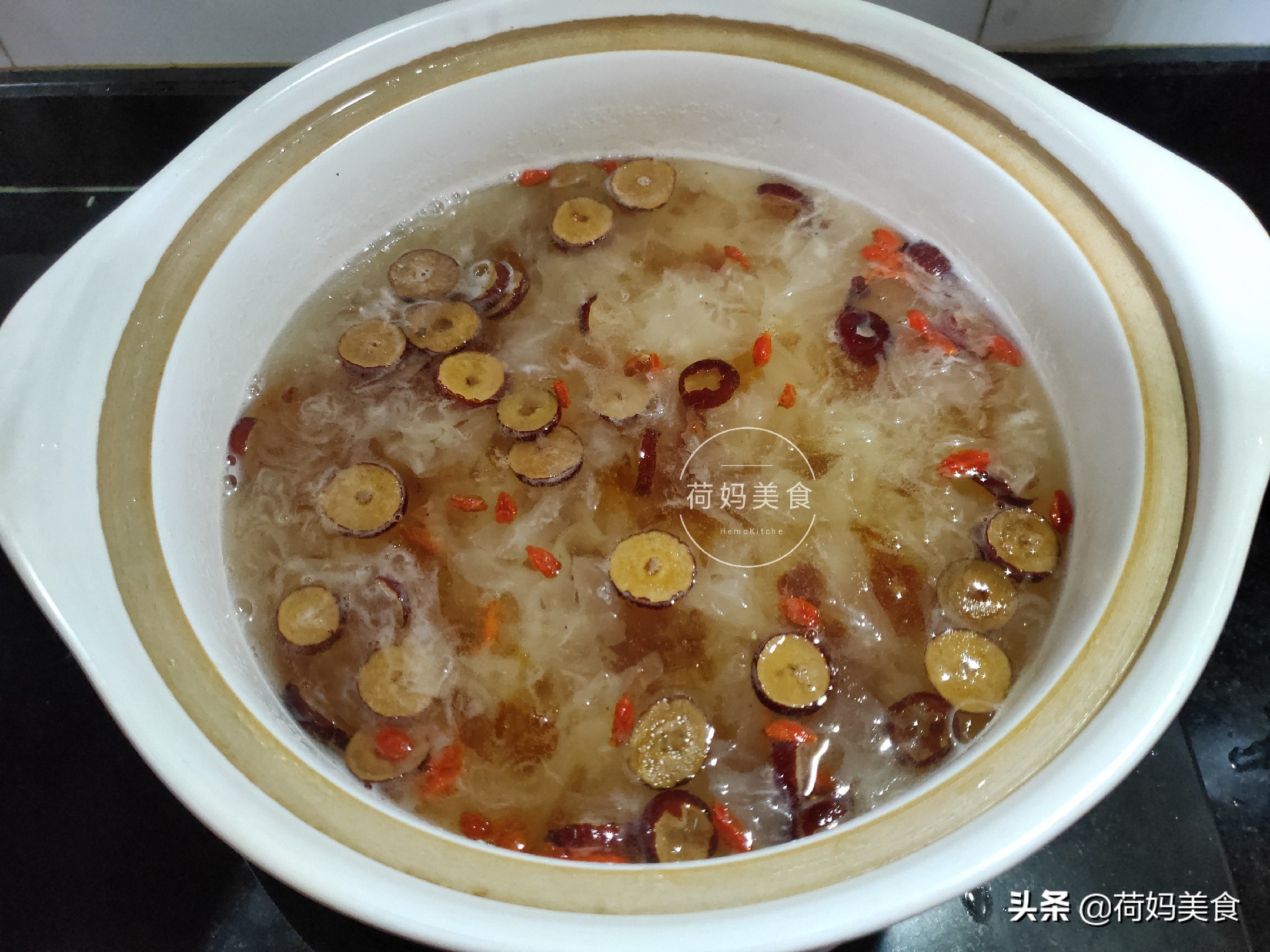 5分钟就能做好的营养汤懒人必备,爱美的女人要经常喝这种汤