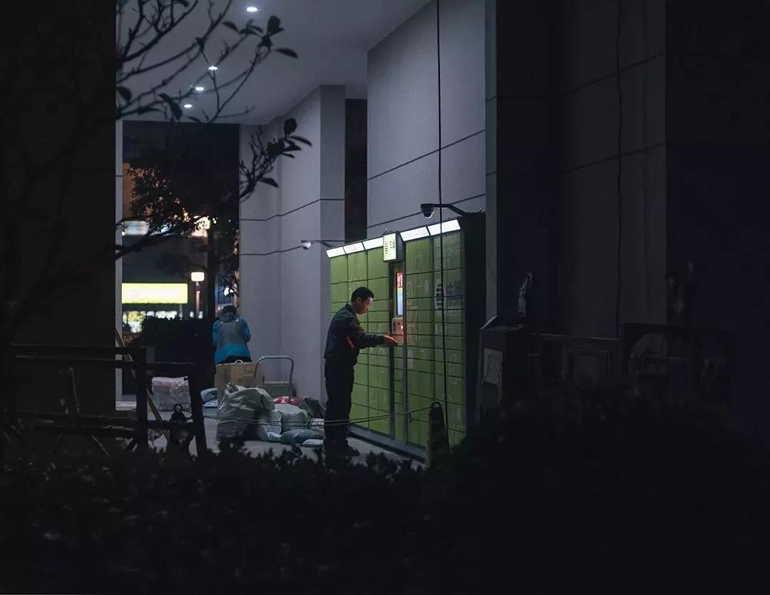 小区里的快递接收网点怎么投诉,快递网点服务态度太差找谁投诉