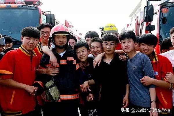 成都专业汽车学校招生,成都北方汽车学校