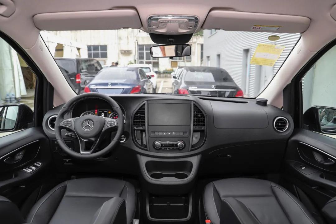 奔驰威霆2010款2.5手自一体精英版,老款奔驰mpv威霆