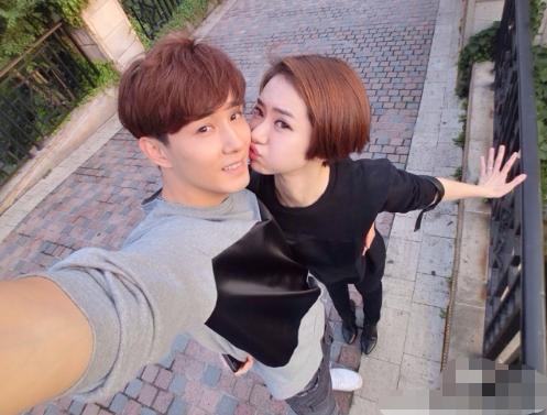 戚薇成功背后的辛酸,戚薇快乐何止这些