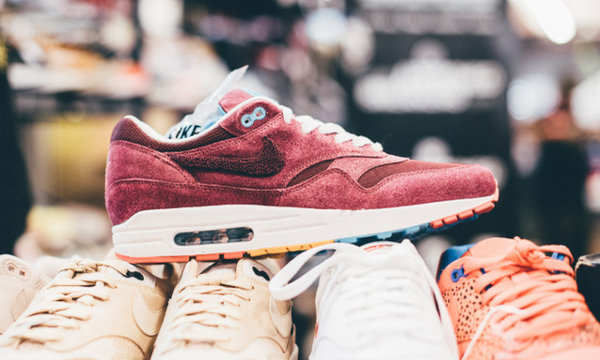 年轻人最喜欢的鞋子品牌,年轻人十大潮牌鞋子