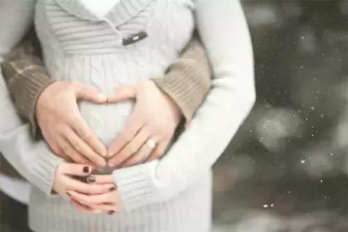 女性产后抑郁原因数据,妇女产后抑郁的案例