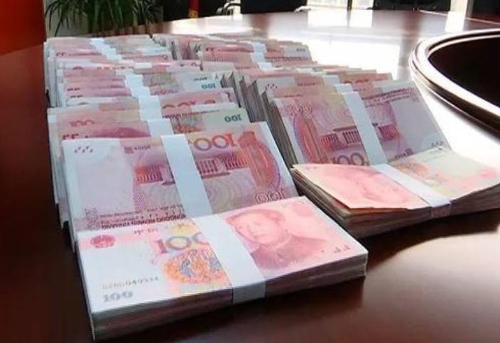 被亲生父母遗弃女博士,女博士被收养24年节目