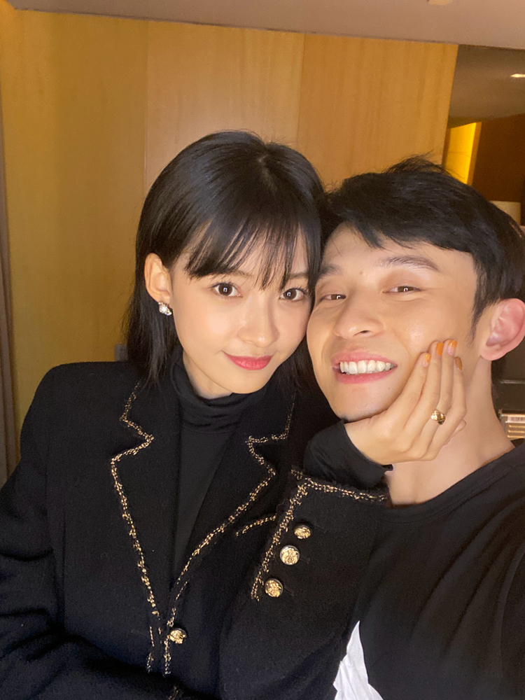 董子健庆生视频,董子健为孙怡庆生