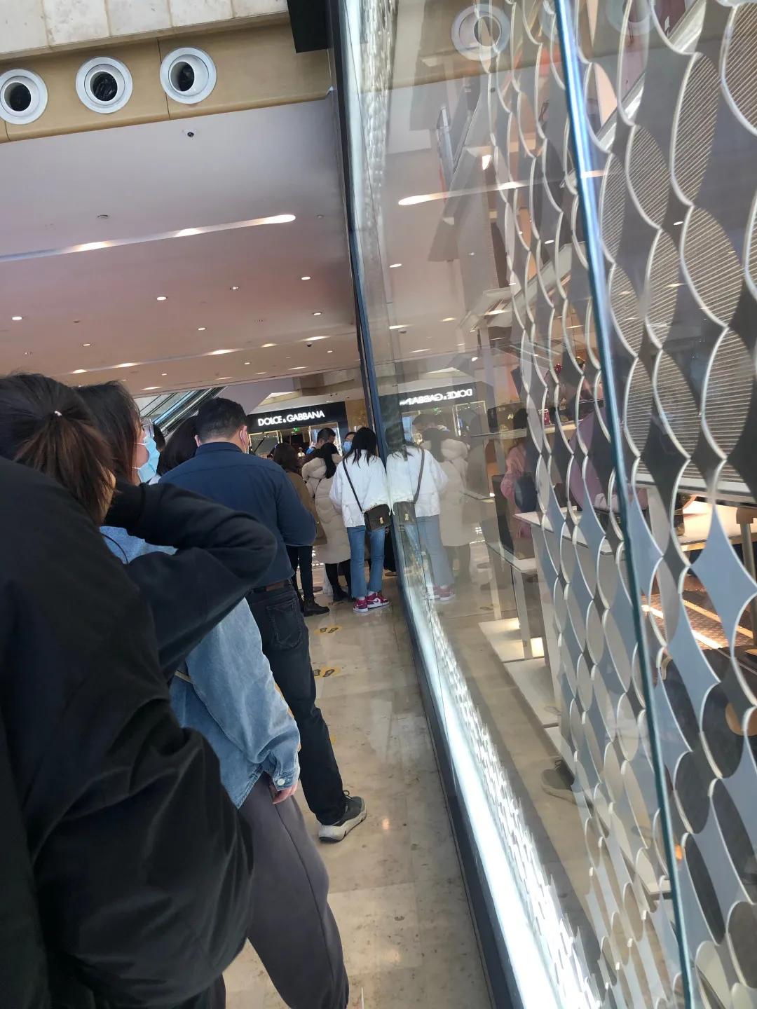 一年涨四次！最高涨55.7%！LV真有你的