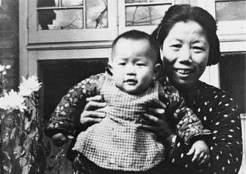 建国后,妇科医生劝*颖超邓**生娃,*颖超邓**思索后,为何说算了吧?