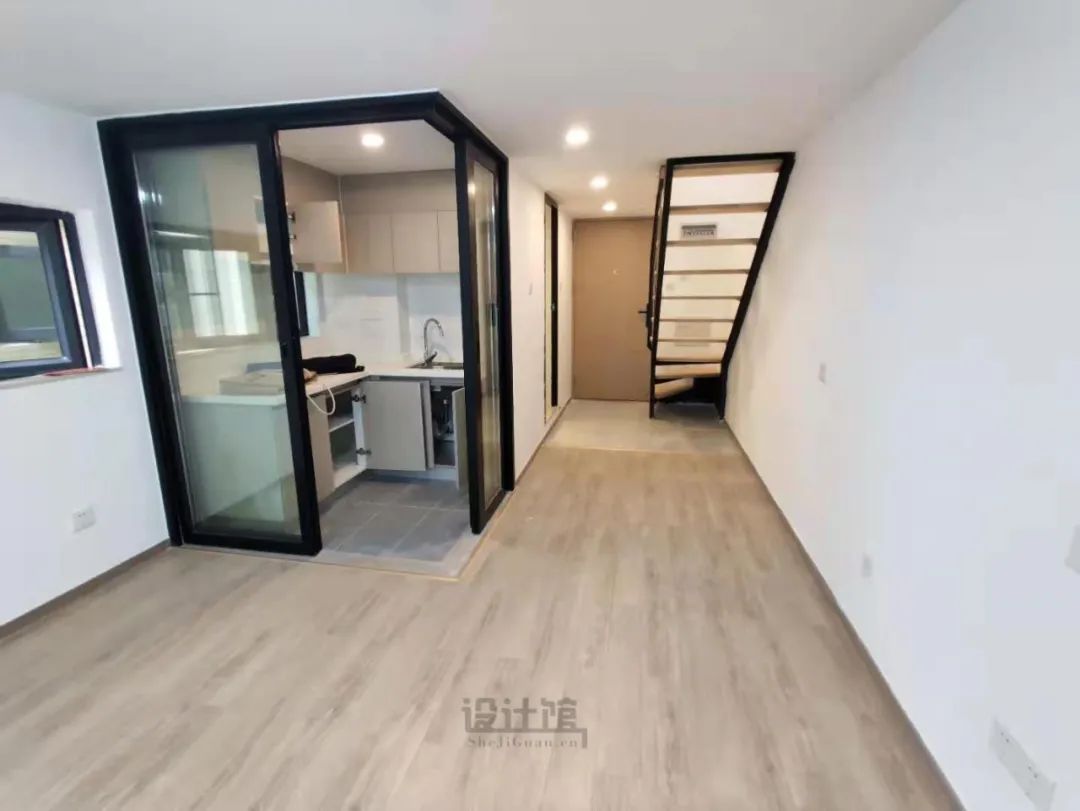 小户型客厅如何布局显宽敞,小户型客厅怎么装修比较显大