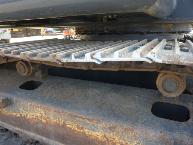 神钢sk200-3二手挖掘机图片,二手sk200-8挖掘机多少钱一台