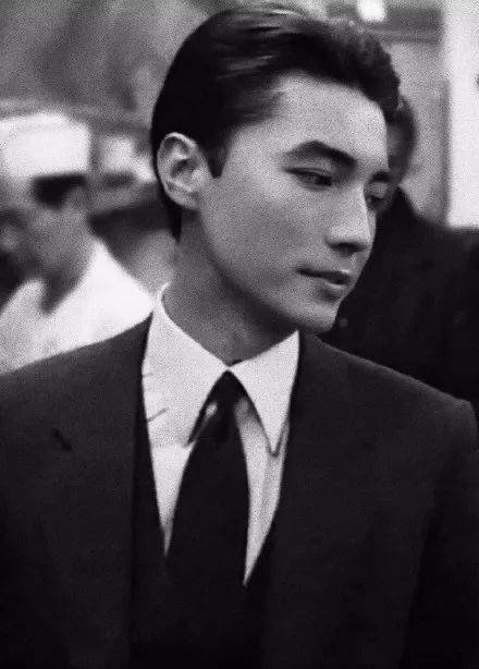 尊龙67岁的照片,67岁尊龙采访