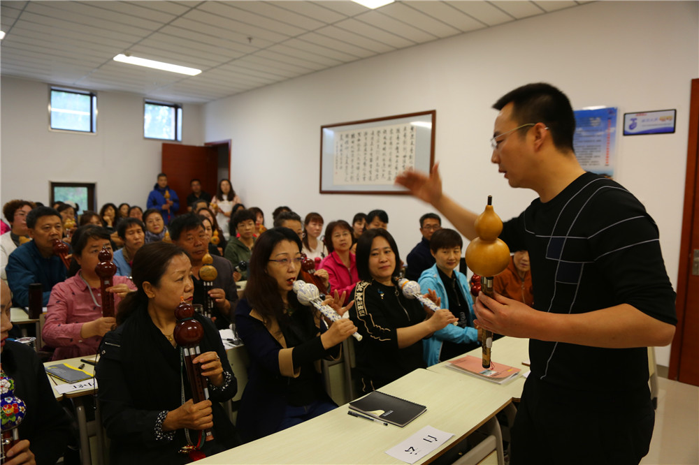 刘亮葫芦丝演奏视频,葫芦丝秦之韵刘亮老师教学