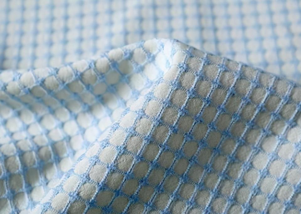 梭织面料是什么大家都知道吗？来了解梭织面料特点吧