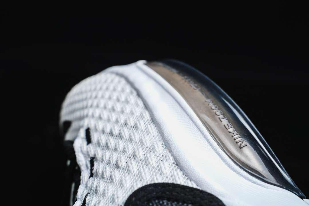 nikezoomwinflo8娴嬭瘎,nikezoomgtrun瀹炴垬娴嬭瘎