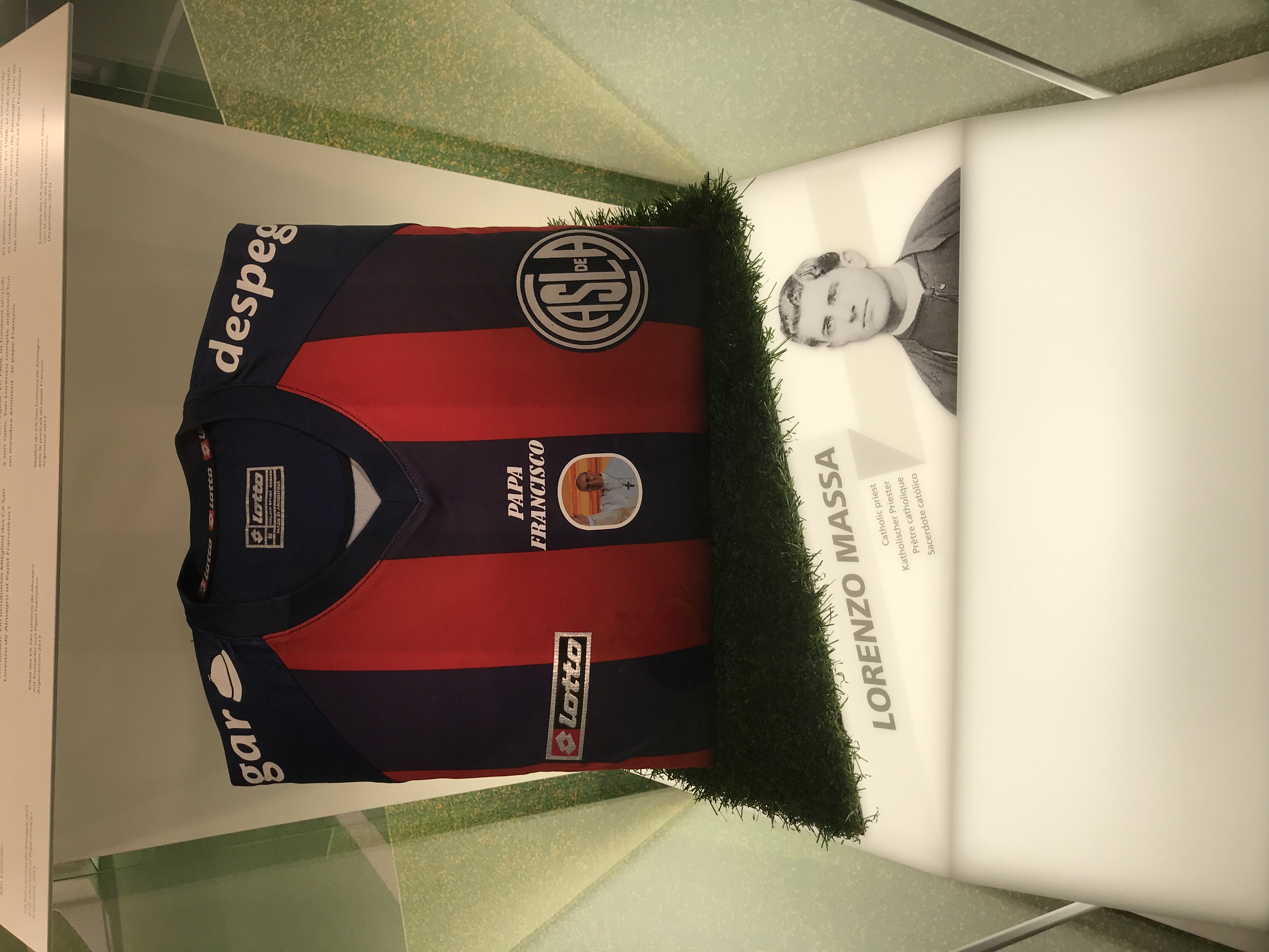 瑞士苏黎世博物馆大力神杯,苏黎世博物馆大力神杯