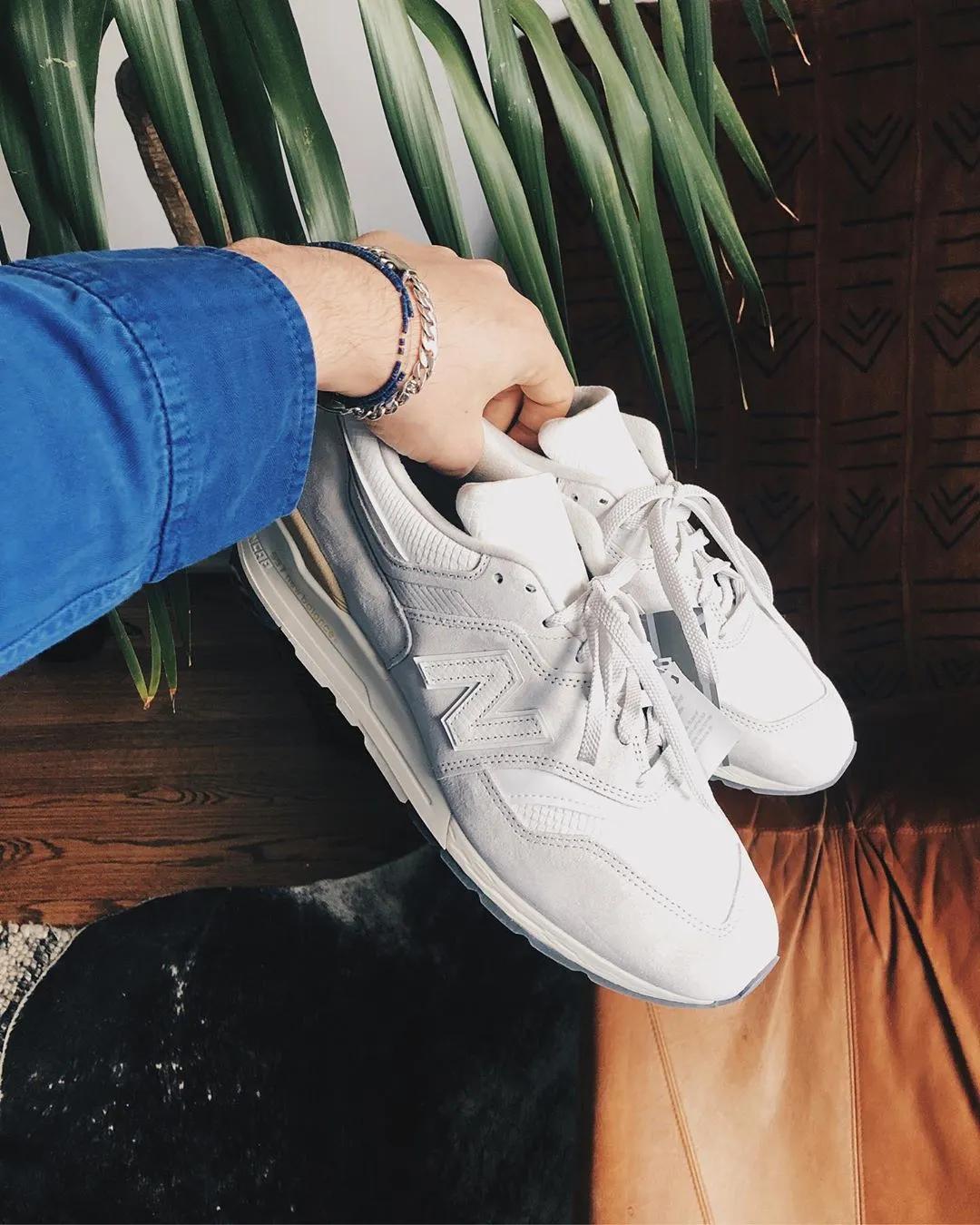 「每周联名X讯」一间潮流店铺是如何做到联名皆爆款？