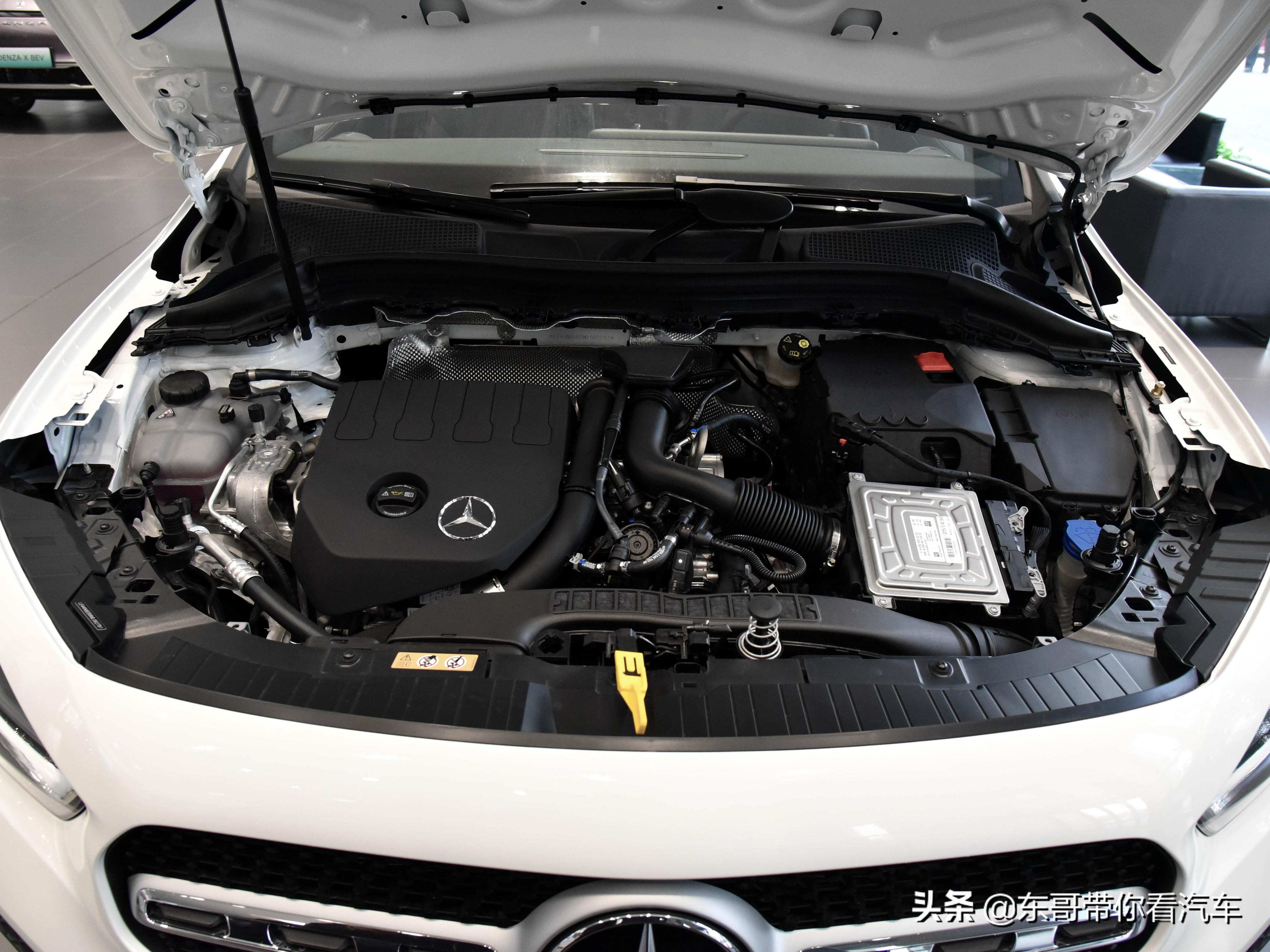 奔驰b200与奔驰gla,奔驰gla和奔驰glb哪个值得买