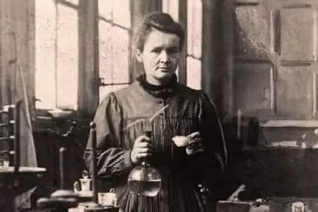 居里夫人的诺贝尔奖,居里夫人获得诺贝尔化学奖的年份