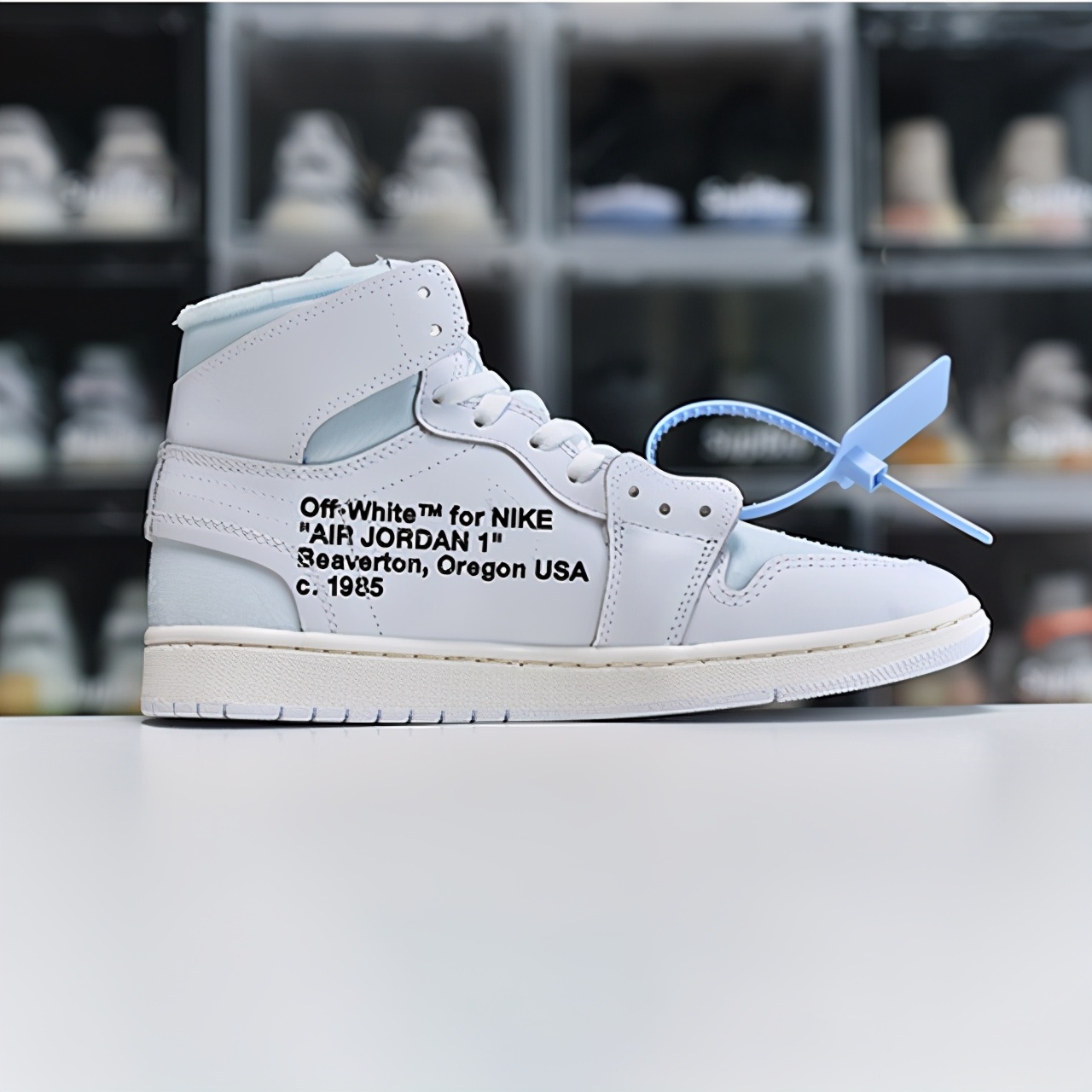 耐克旗下有耐克顿这个子品牌吗,耐克是哪个国家的品牌呢