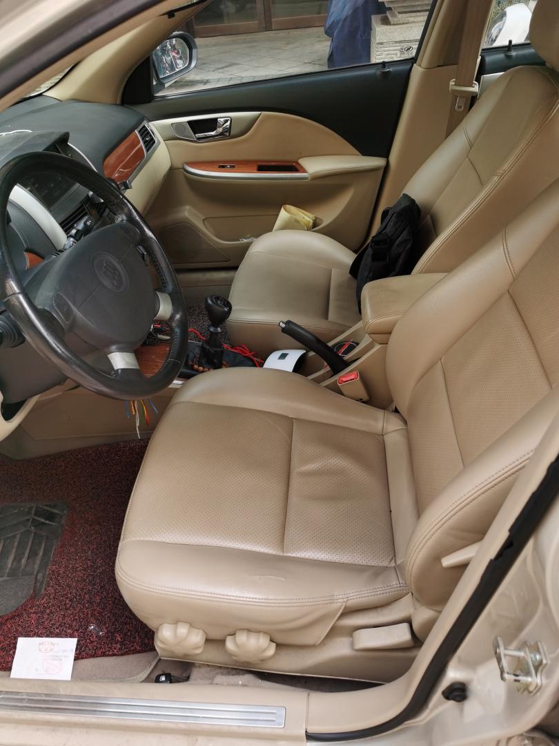 代步买英朗好还是现代伊兰特好,练手代步自动挡小车别克凯越